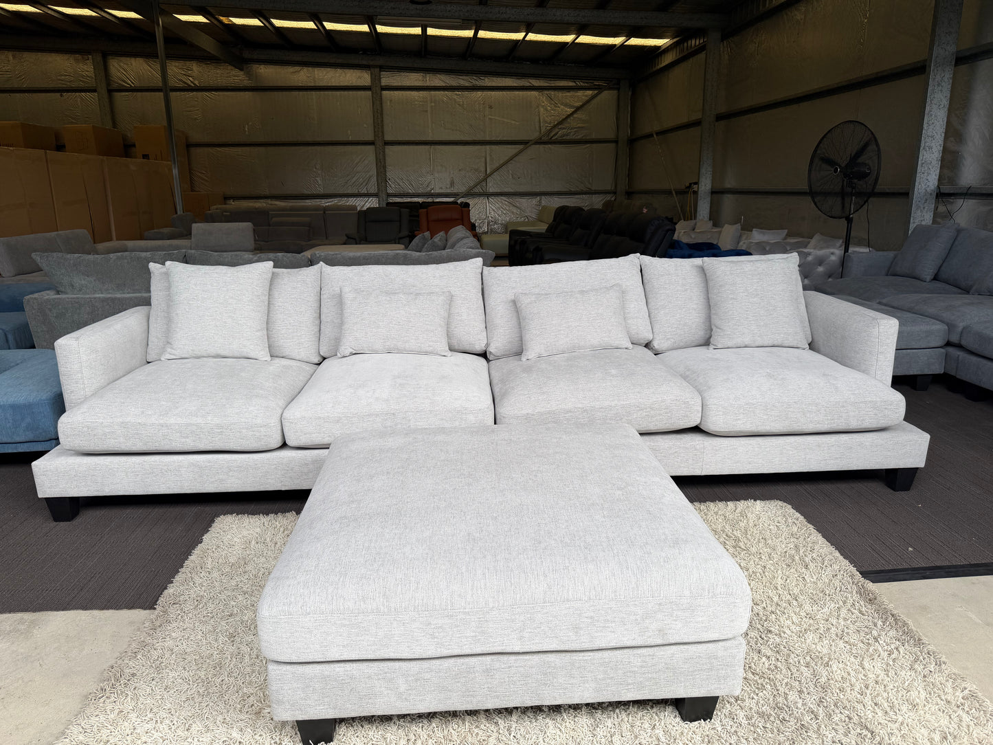 GLAMA MODULAR SUITE with OTTOMAN
