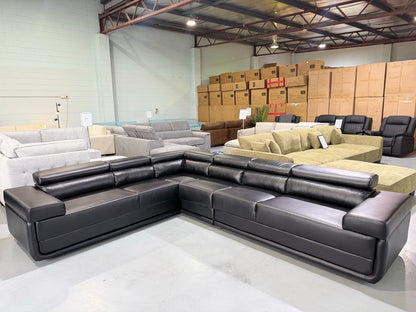 BETTY corner sofa full showroom view
