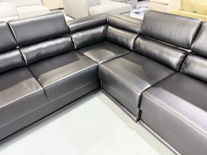 BETTY corner sofa seat detail