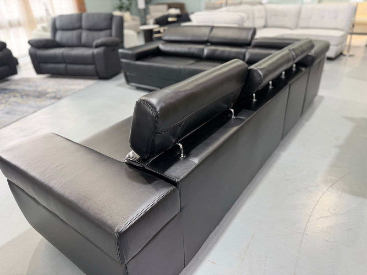 BETTY corner sofa adjustable headrest detail