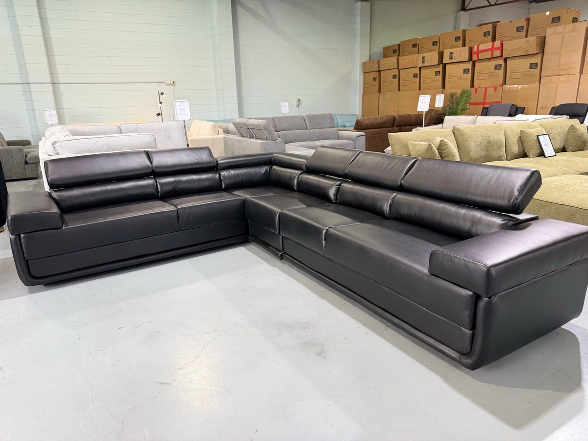 BETTY corner sofa full corner view