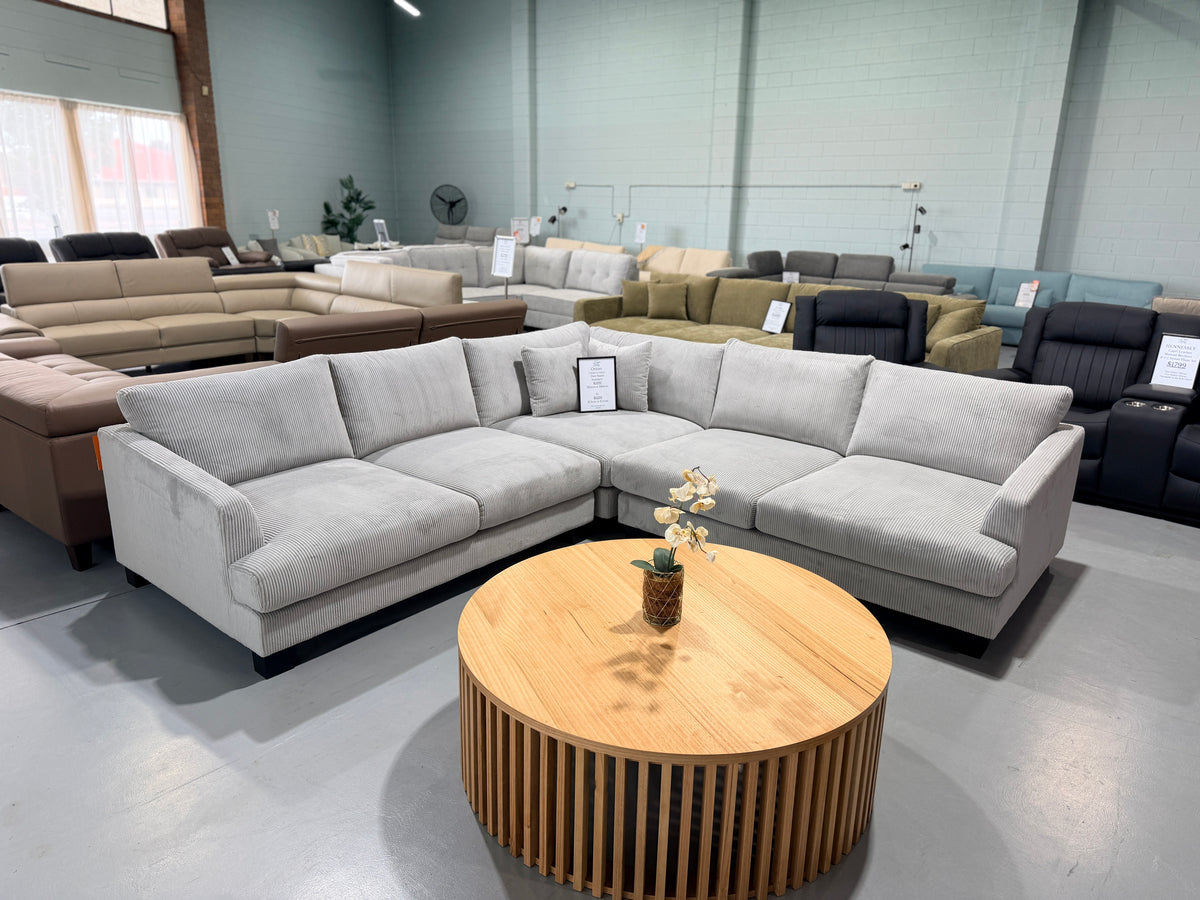 ORION light grey corner lounge, side view