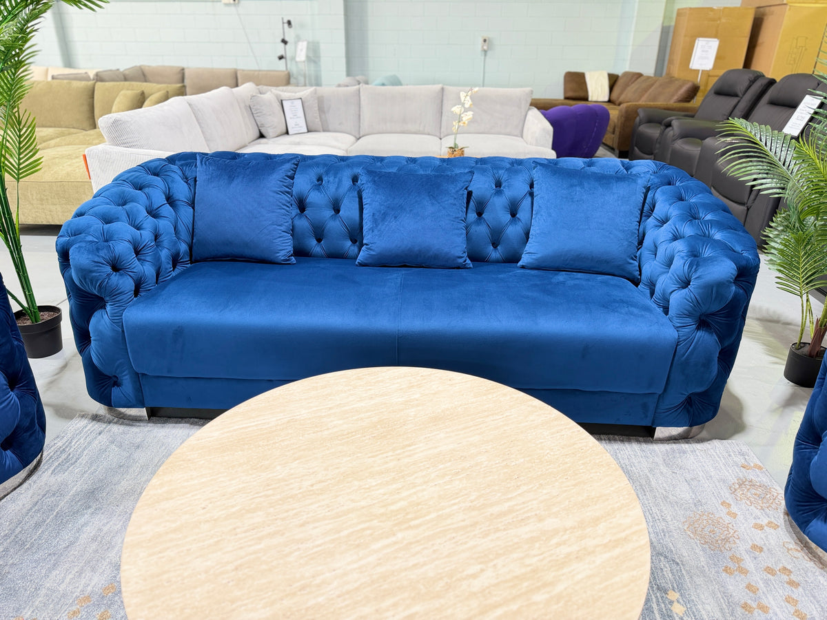 SYDNEY blue velvet Chesterfield sofa, side view
